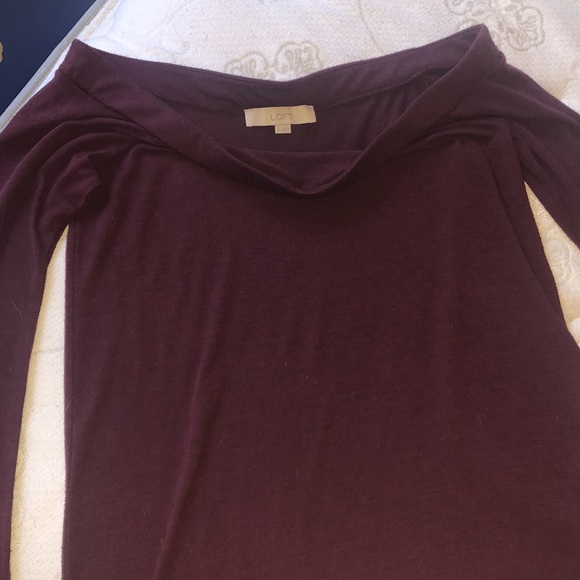 LOFT burgundy off-the-shoulder long sleeve lightweight top, Excellent condition! - Picture 10 of 10